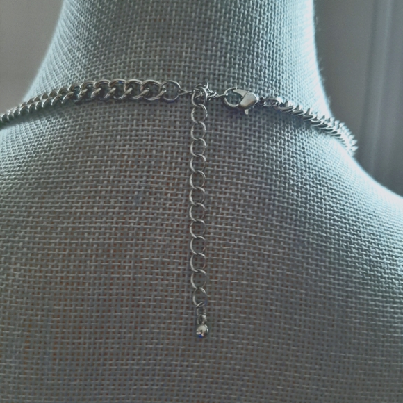 Silver tone Statement Necklace - Picture 2 of 5